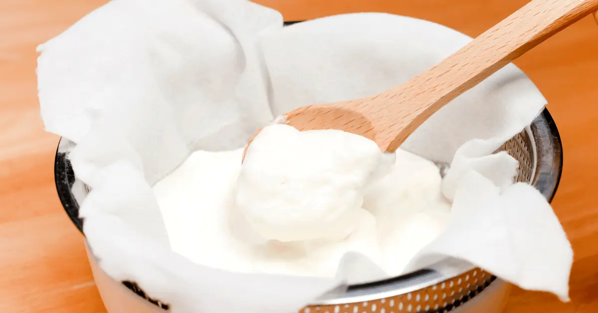 Decoding Yogurt: A Comprehensive Guide to Choosing the Healthiest Options for Your Well-being
